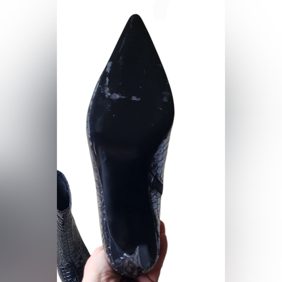 Steve Madden Leena Pointed Toe Heeled Side Zip Bootie Fish Scale Black Size 7 - Picture 5 of 10